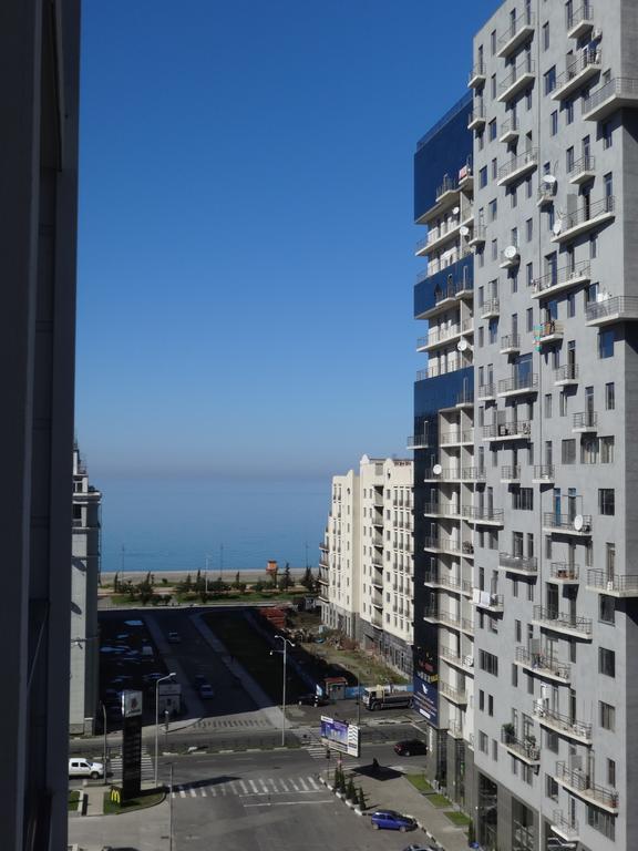 Buoy Rooms Batumi Ngoại thất bức ảnh