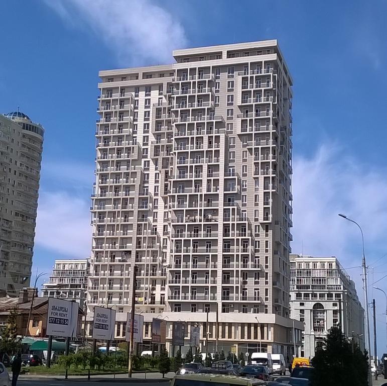Buoy Rooms Batumi Ngoại thất bức ảnh